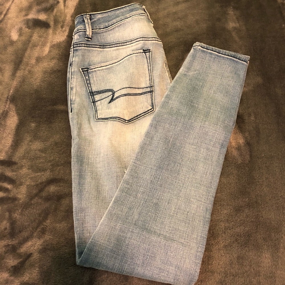 Distressed American Eagle Skinny Jeggings